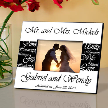 Mr. & Mrs. Wedding Frame - Black/White
